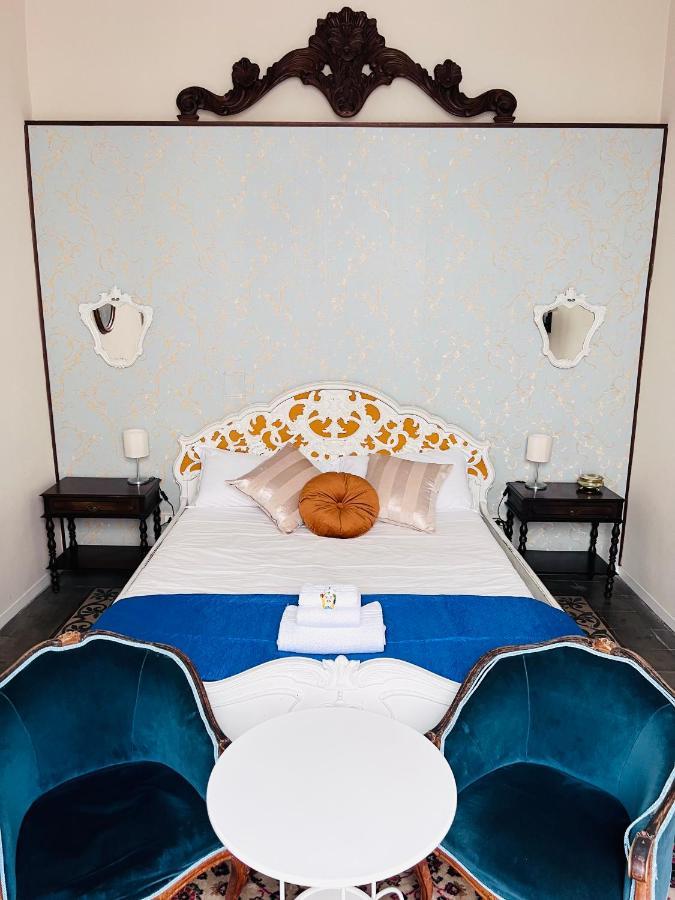 Sofia Katane Suites CTA Exteriör bild