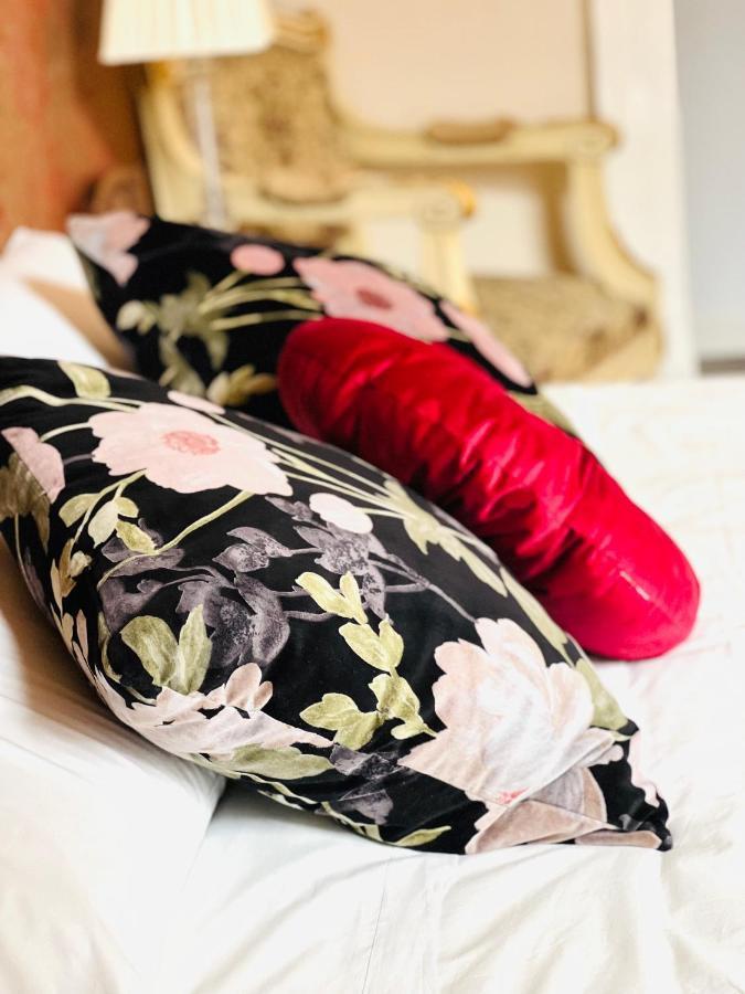 Sofia Katane Suites CTA Exteriör bild